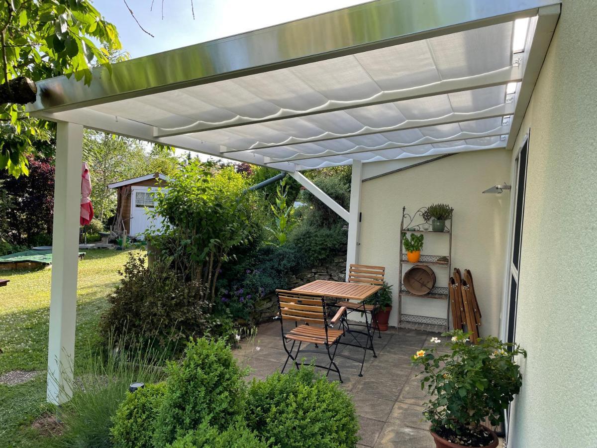 Schoene Und Helle Ferienwohnung In Pfaffenweiler Филлинген-Швеннинген Экстерьер фото